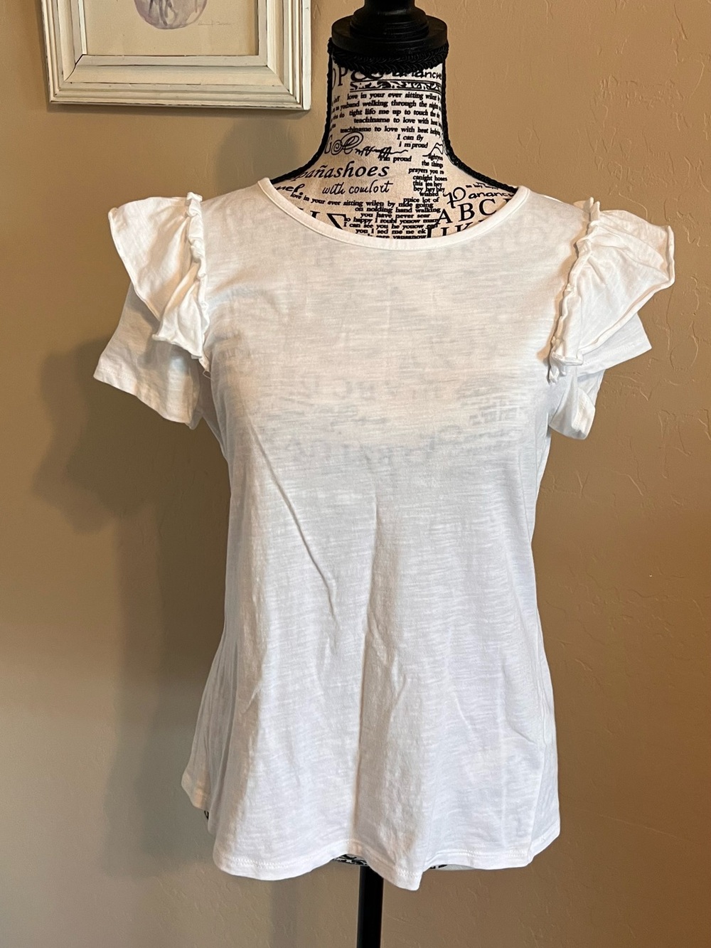 CeCe White Ruffle Sleeve Short Sleeve Tee